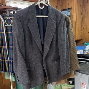 Elegant 100% Wool Charcoal Herringbone Men's Blazer